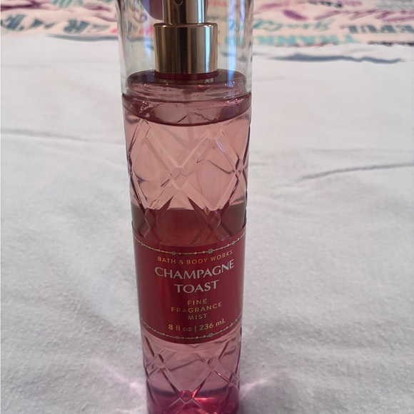 Bath & Body Works “Champagne Toast”Fine Fragrance Mist - 8 fl oz - Picture 4 of 4